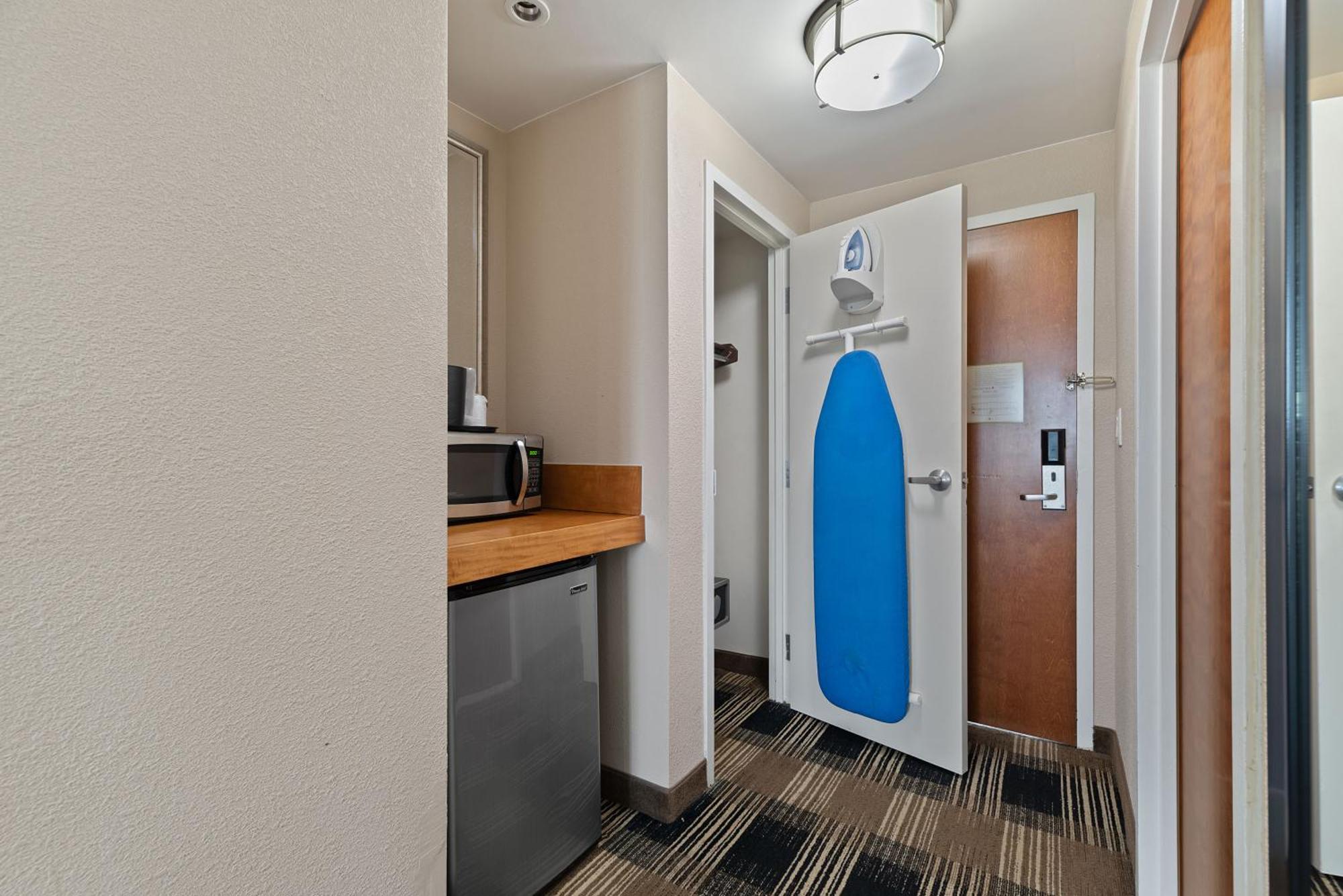 Hotel Executive Suites Carteret Extérieur photo